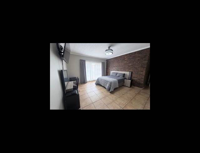 4 BEDROOM FREEHOLD FOR SALE IN SUNAIR PARK